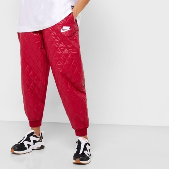 NWT Nike Raspberry Magenta Quilted Nylon Drawstring Joggers Style CJ6256-620 - Picture 3 of 16